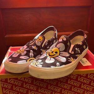 NEW Flower Vans Shoes